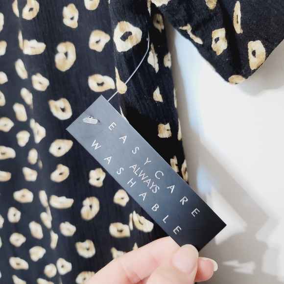 NWT Sara Michelle Black Blouse Size Small - Picture 4 of 11